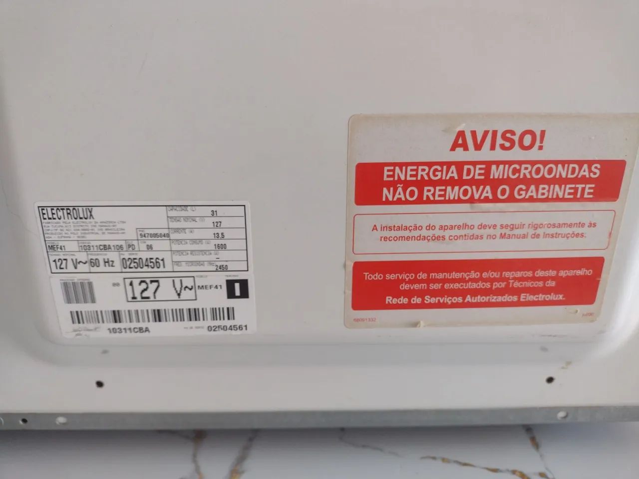 Microondas 31 litros excelente  - Foto 5