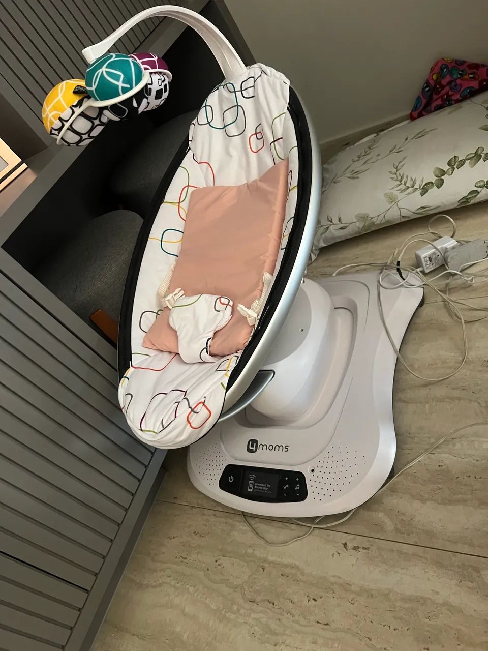 Cadeira de balanço para bebê 4 moms 