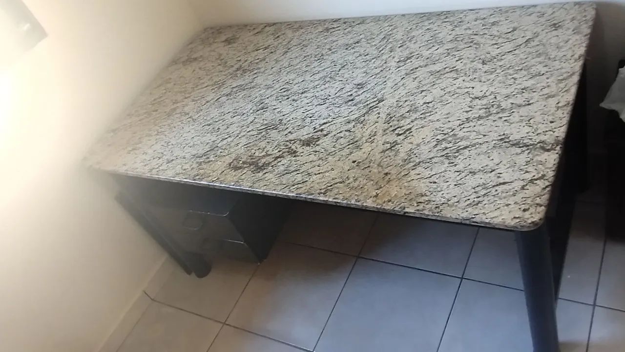 Mesa de Mármore p/ escritório  - Foto 2