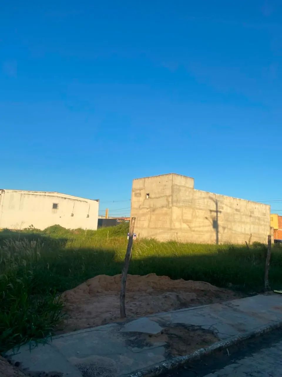 Terreno na rua da nayflora