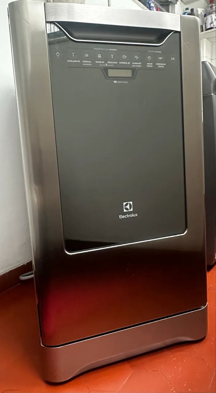 Lava-louças Electrolux 10 Serviços | Usada - Ótimo Estado