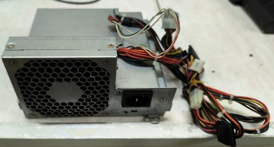 Fonte Atx 240w Hp Compaq dc5800/dc5850/dc7800/dc7900 