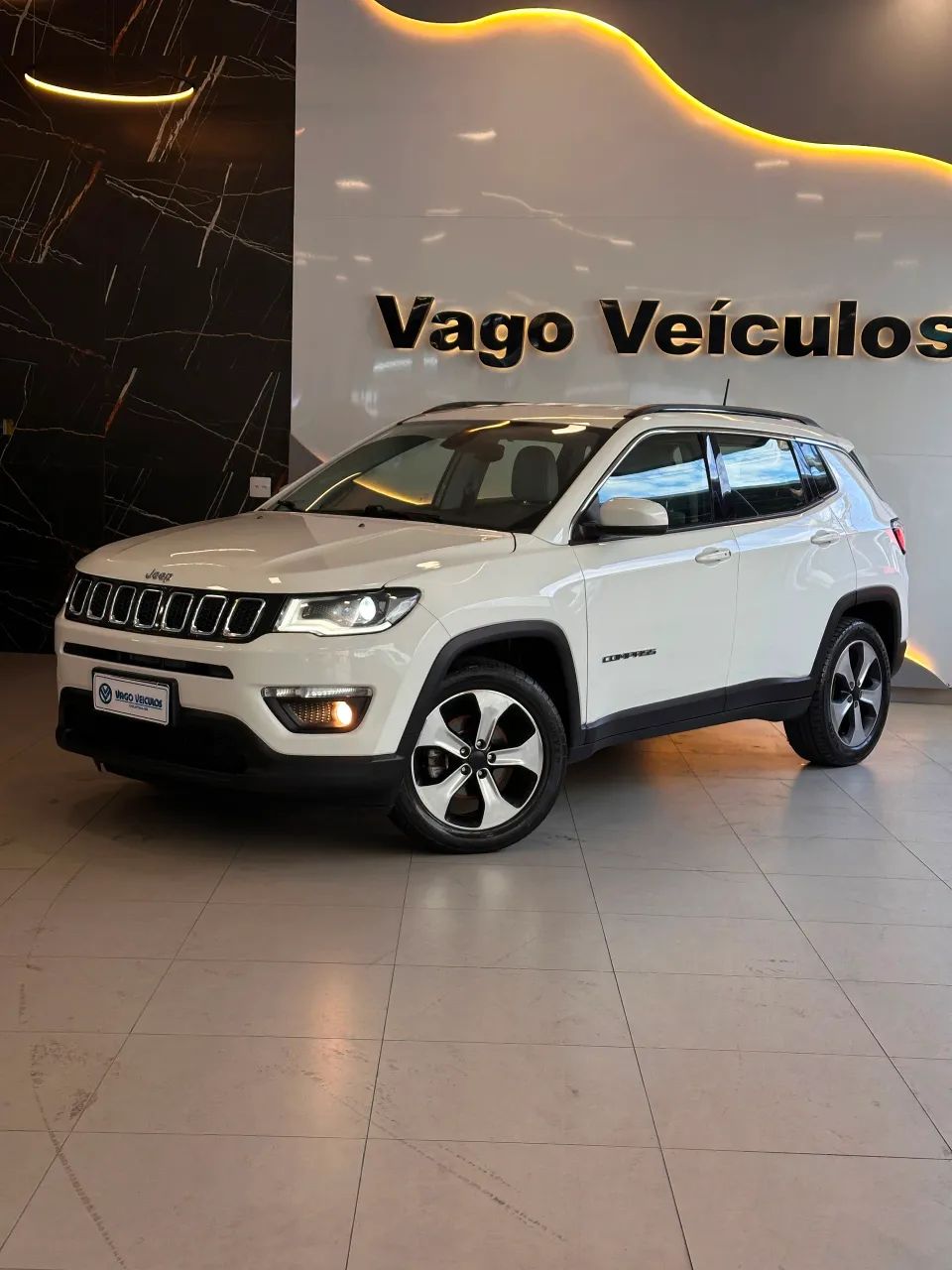 Jeep Compass COMPASS LONGITUDE 2.0 4x2 Flex 16V Aut. 2018