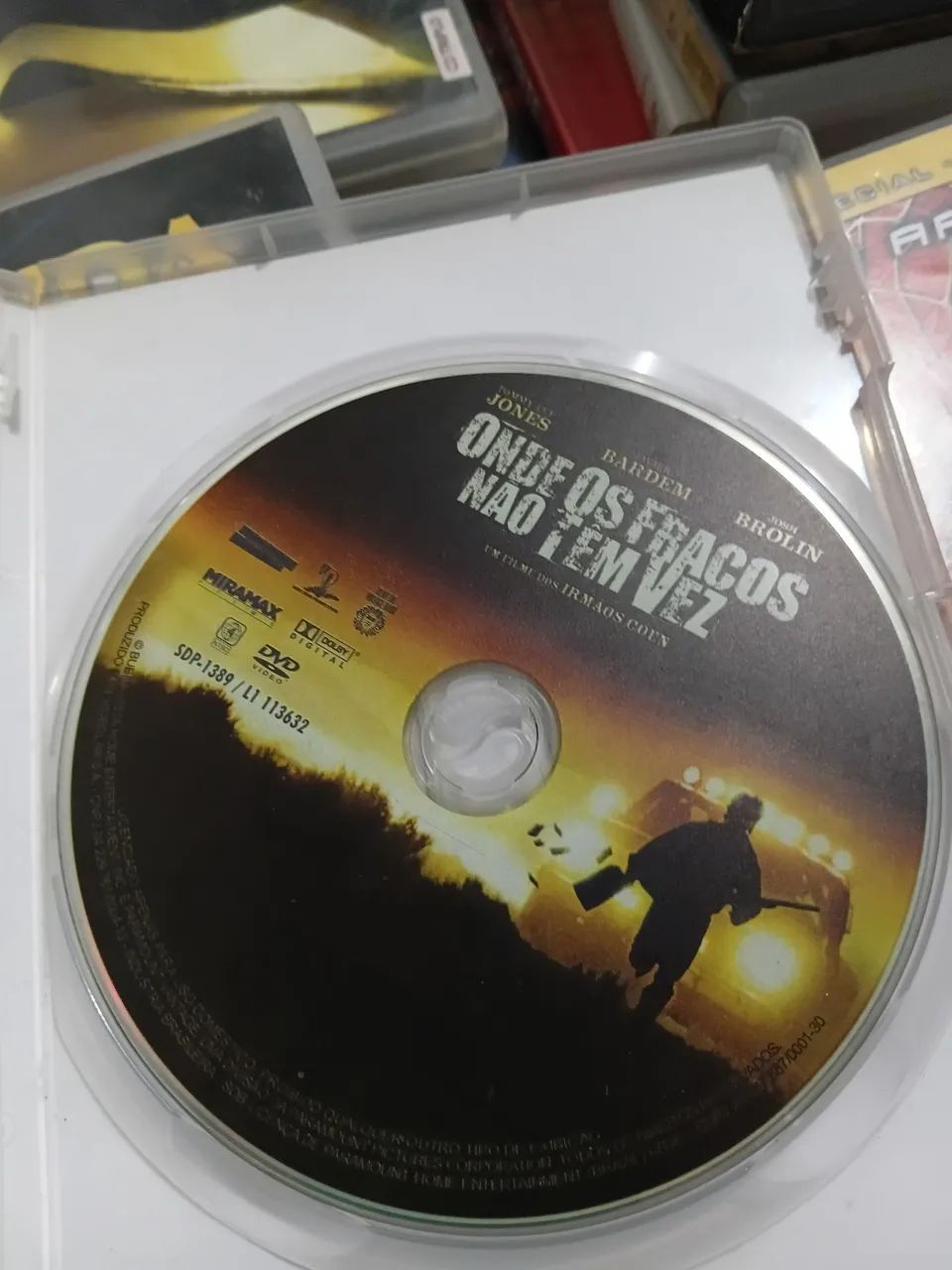 Dvd filme  onde os fracos nao tem vez - Foto 3