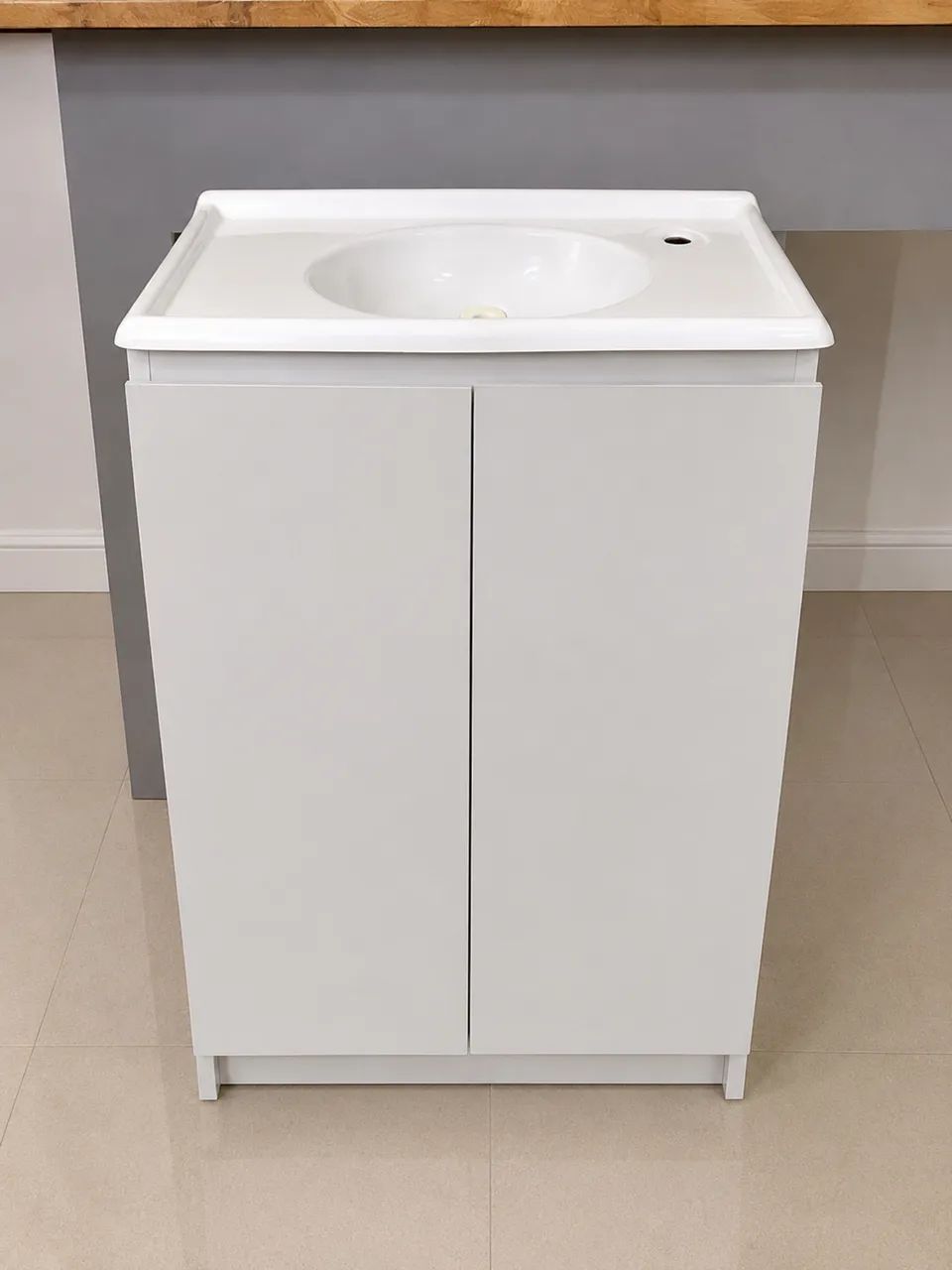Móvel em mdf para banheiro+pia