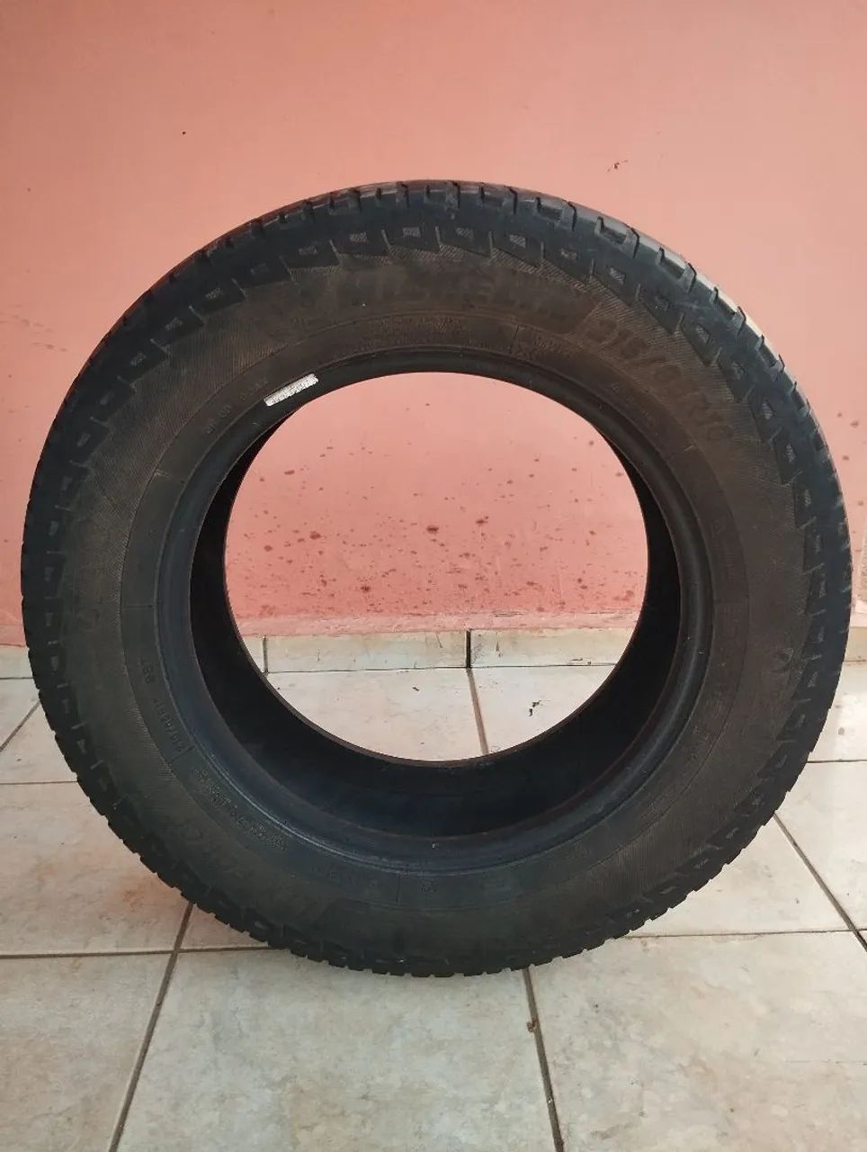 Pneu Michelin 215/65R16  - Foto 4