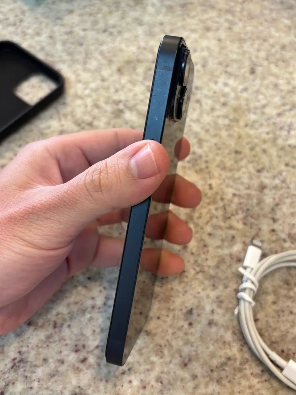 Iphone 14 128g Impecável e cabo original - Foto 3