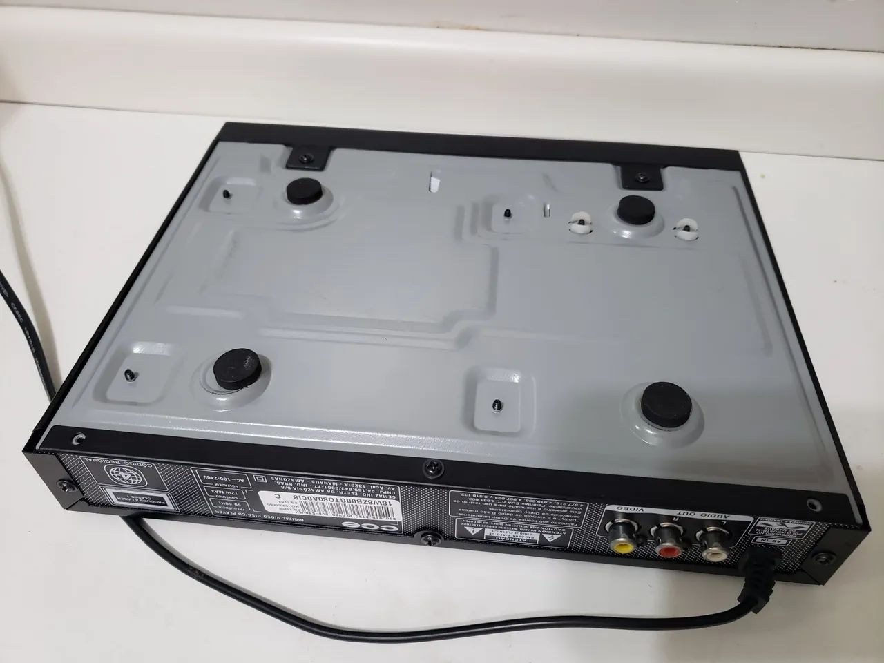 DVD Player CCE DVD-540USX - Defeito no Disco. - Foto 4