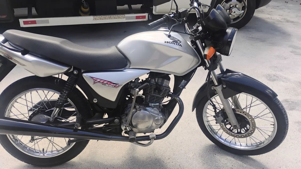 Cg 150 ks muito nova !!!