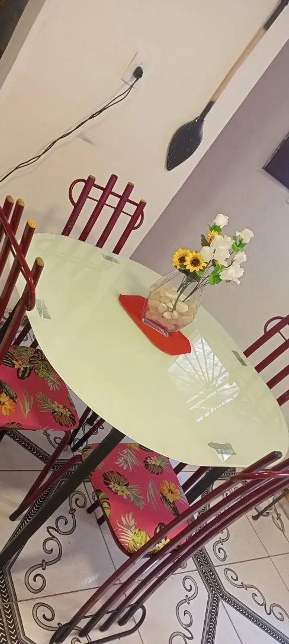Mesa de jantar vidro grosso. - Foto 2