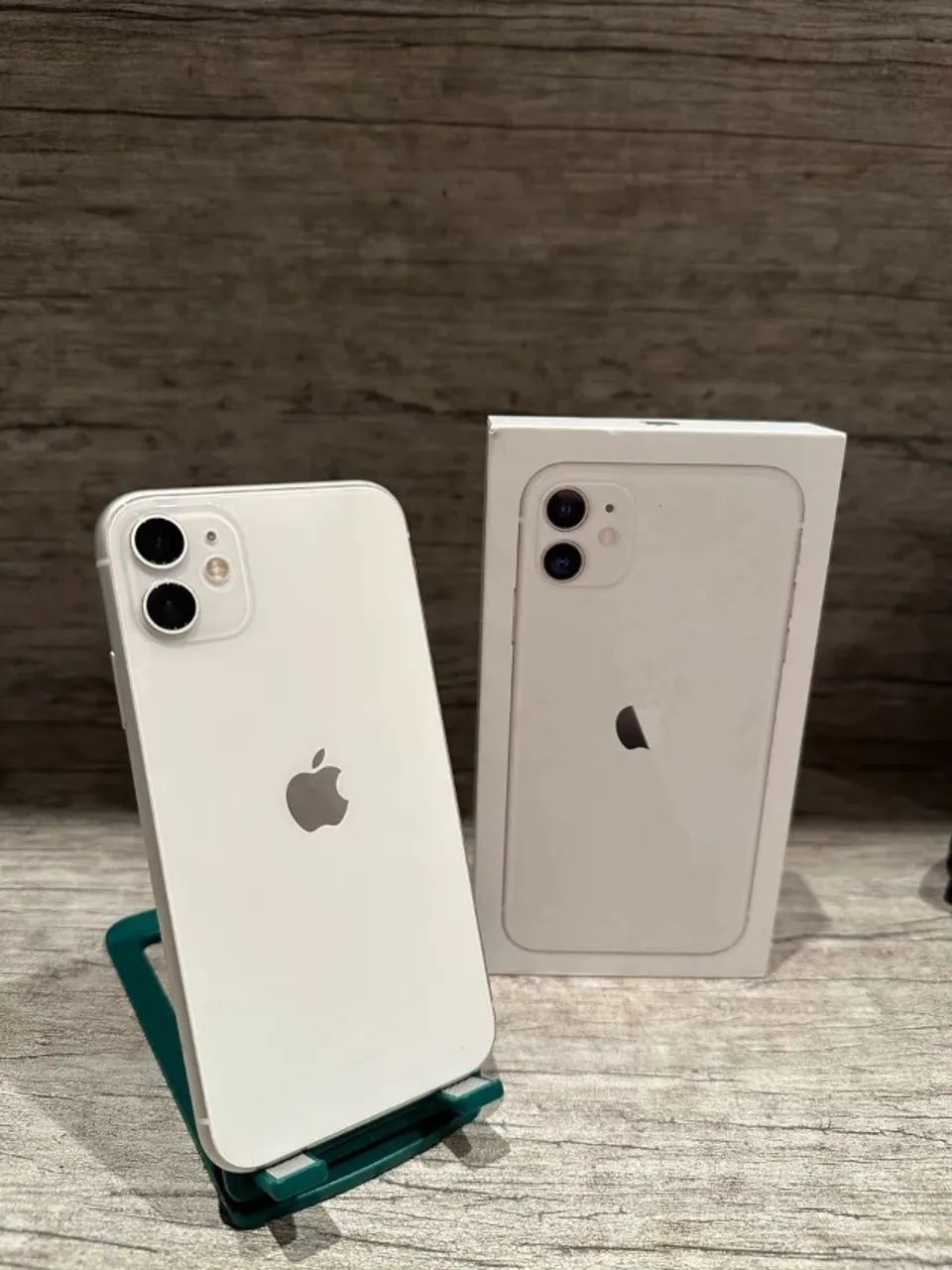 iPhone 11 de 128gb Branco semi novo 