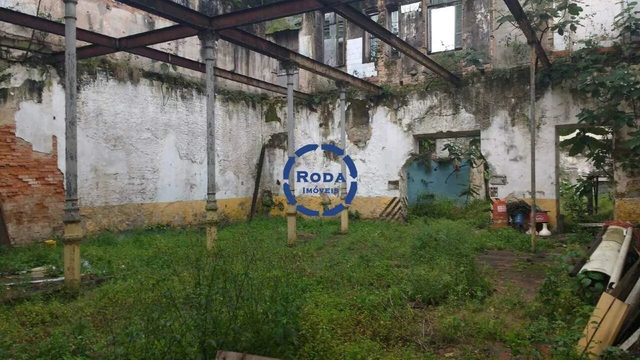 Terreno à Venda no Centro de Santos