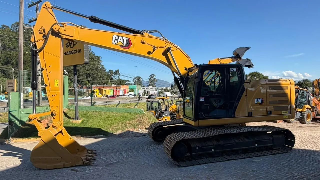 ESCAVADEIRA CAT 320 GC  - Foto 2