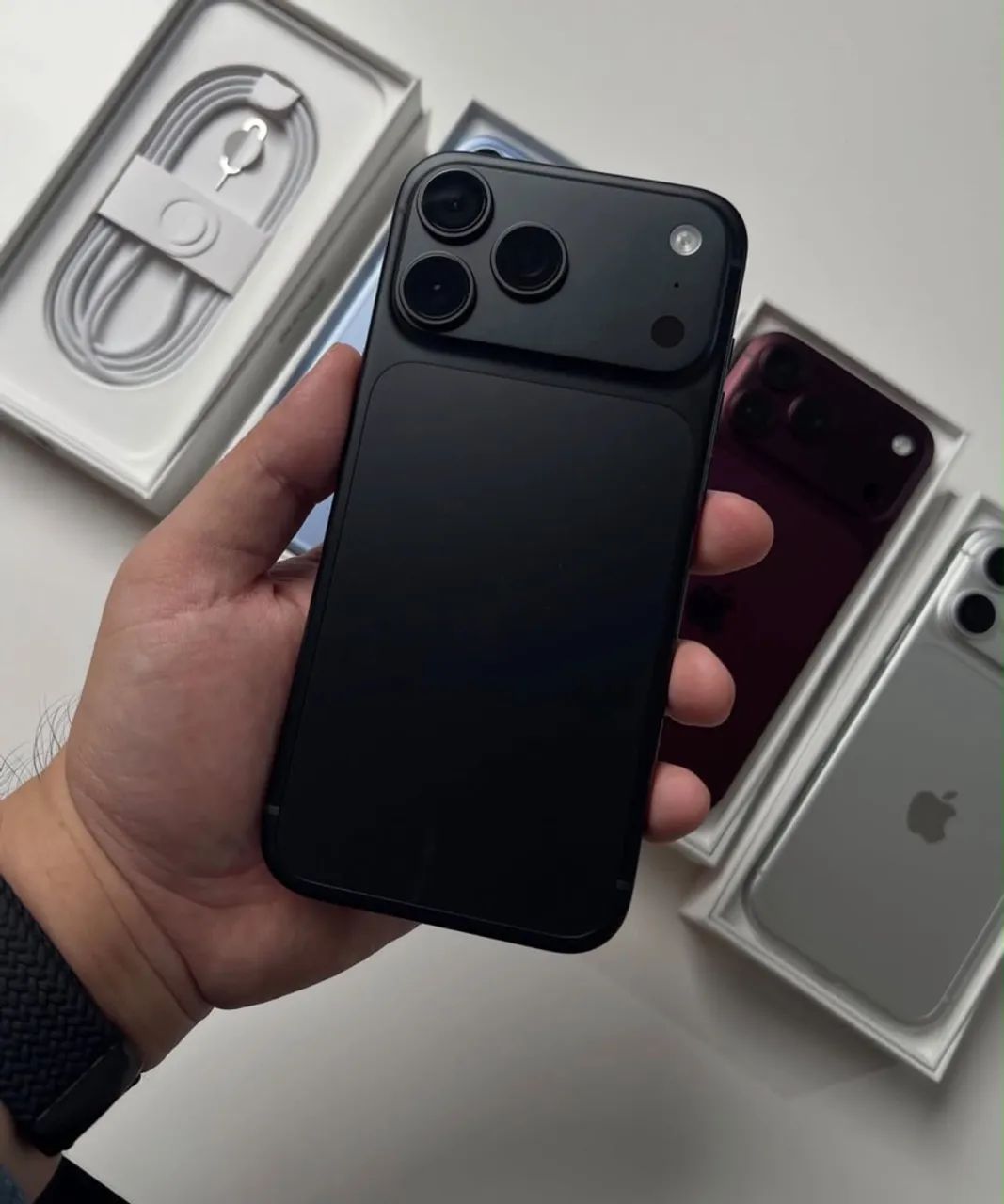 iphone 18 Pro Max - Black  - Foto 2