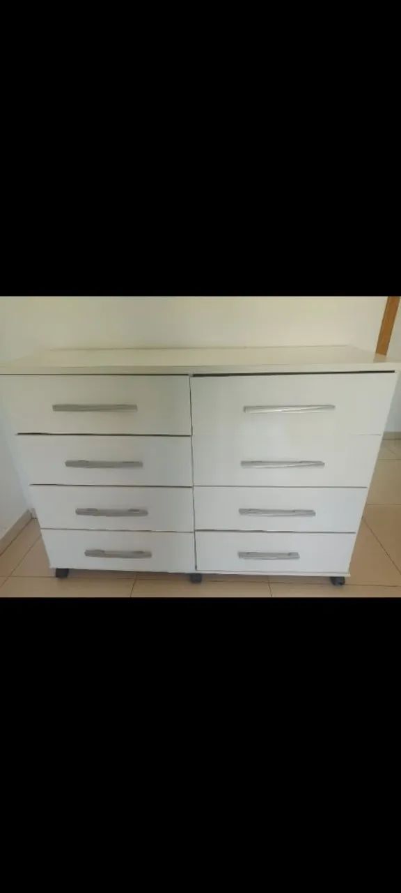 Cômoda de quarto 8 gavetas
