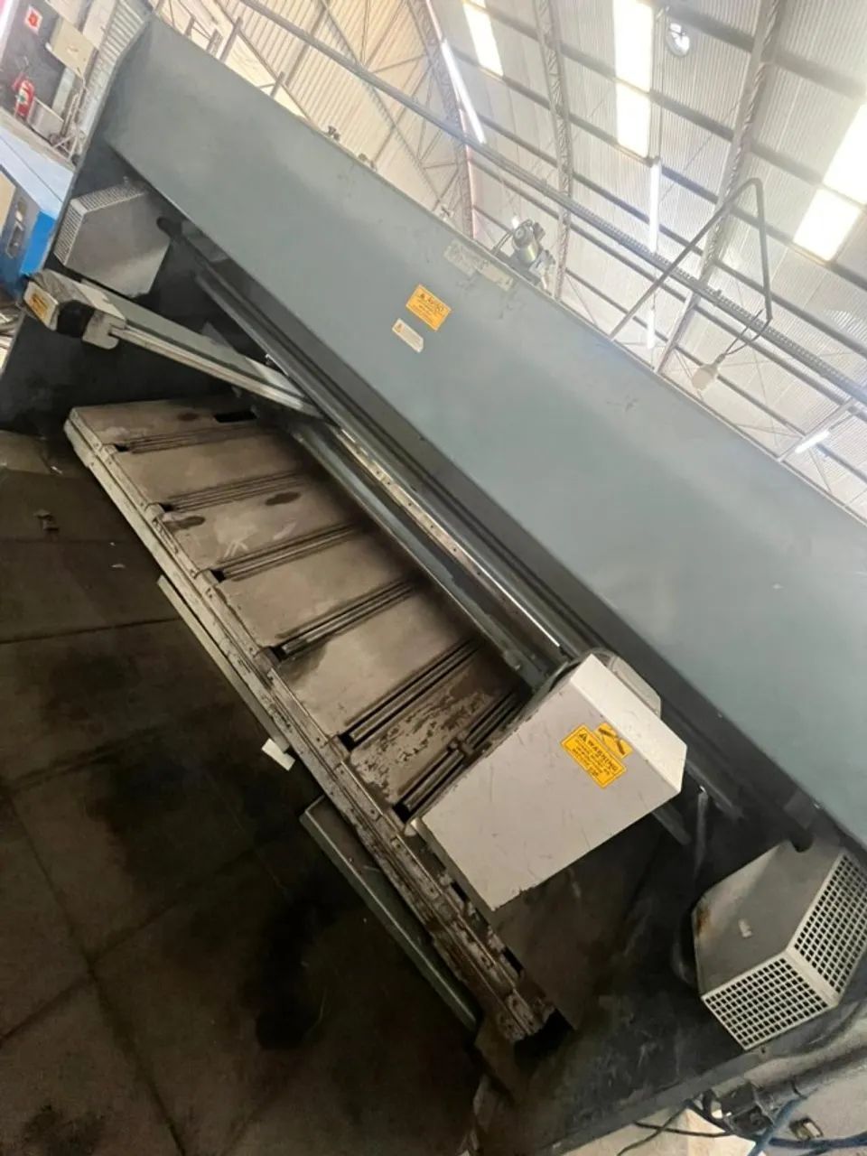 GUILHOTINA CNC DURMA SBT 3006 - Foto 3