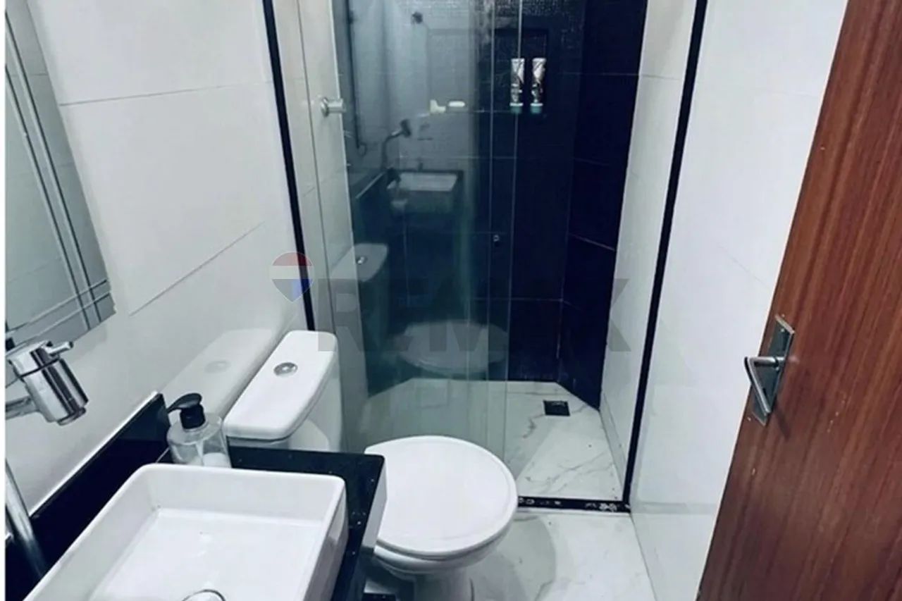 Apartamento Reformado no Bairro Candelária: 2 Quartos, 42m² - Foto 3