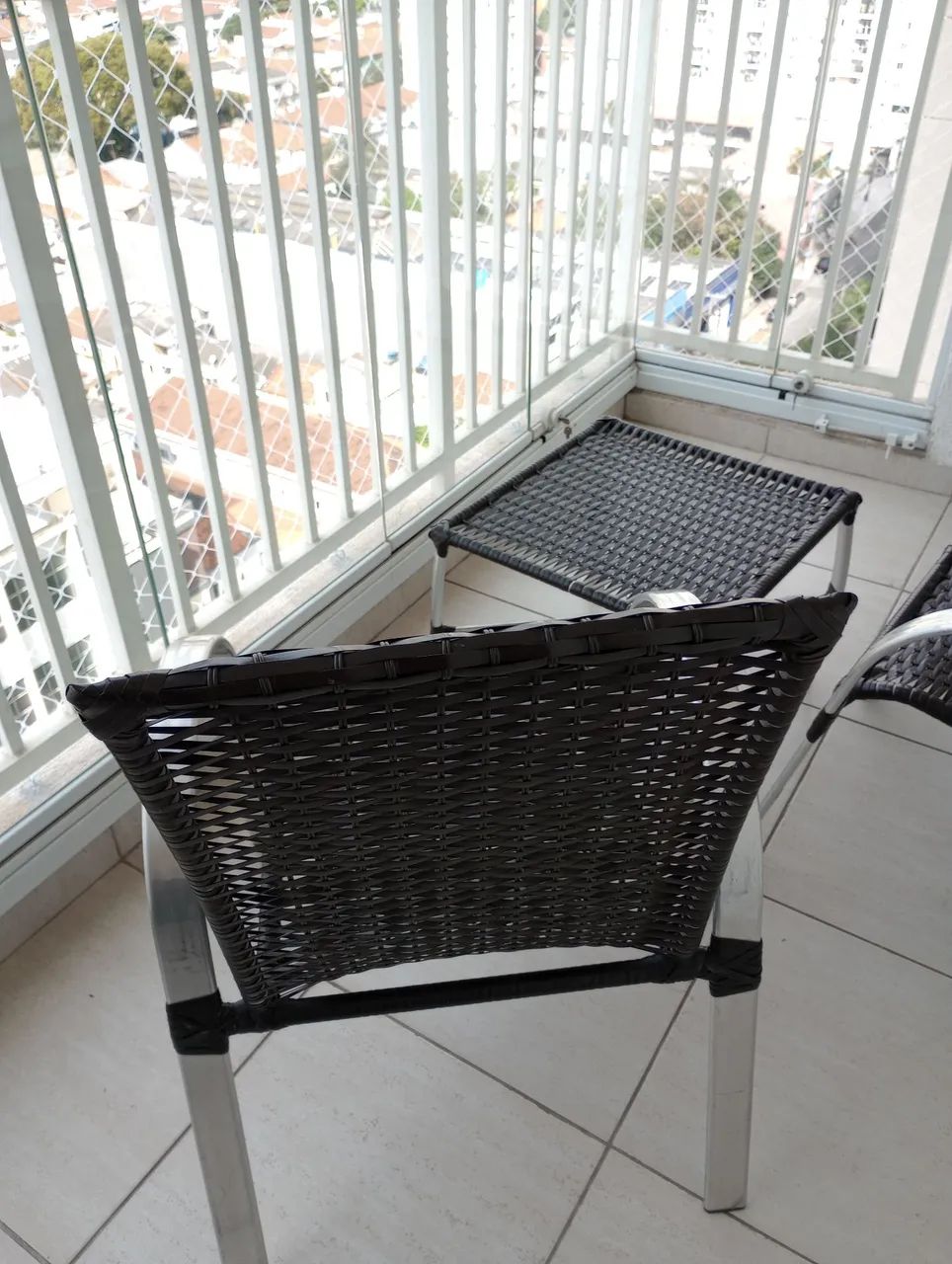 Conjunto para Área Externa - 2 Cadeiras + 1 Mesinha 