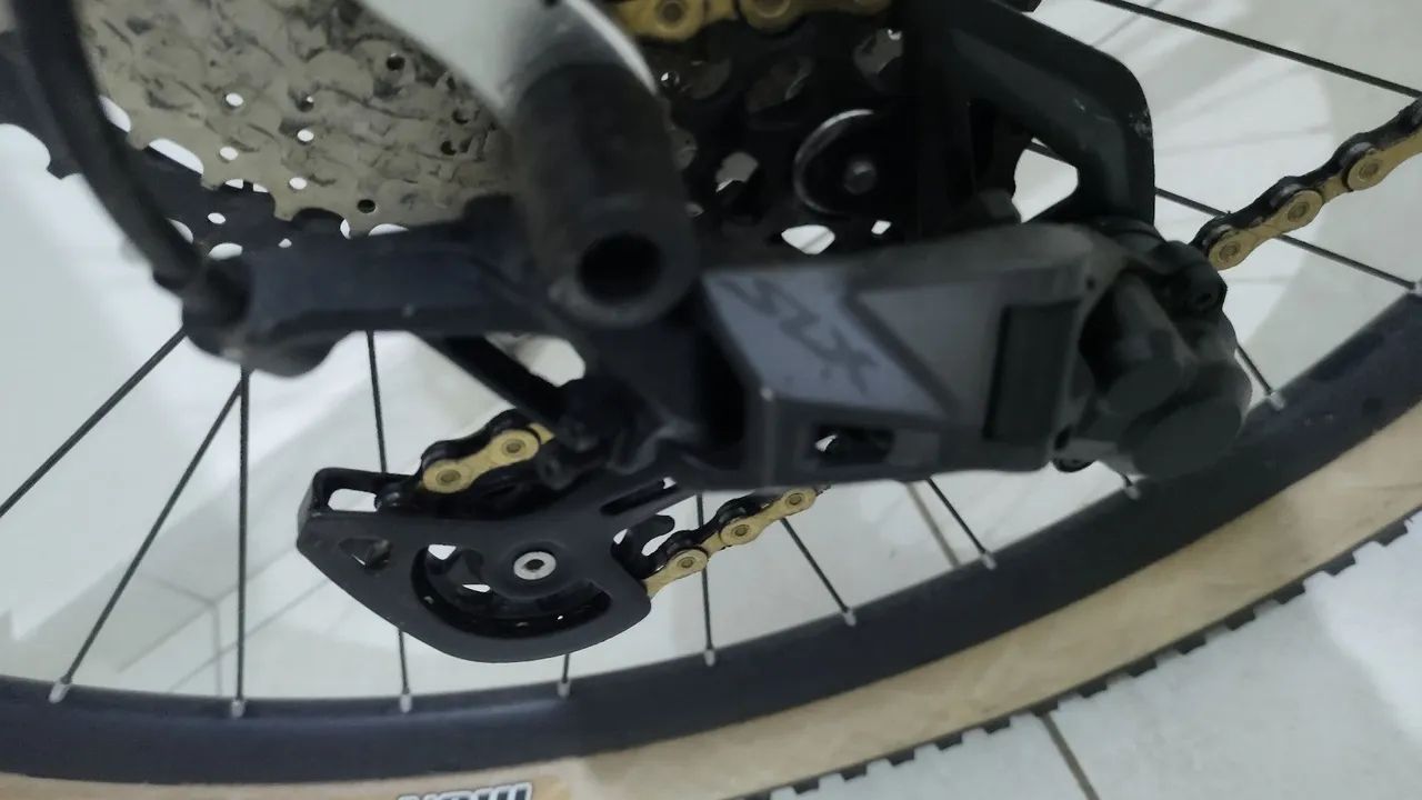 Bicicleta MTB Absolute Shimano SLX aro 29 - Foto 4