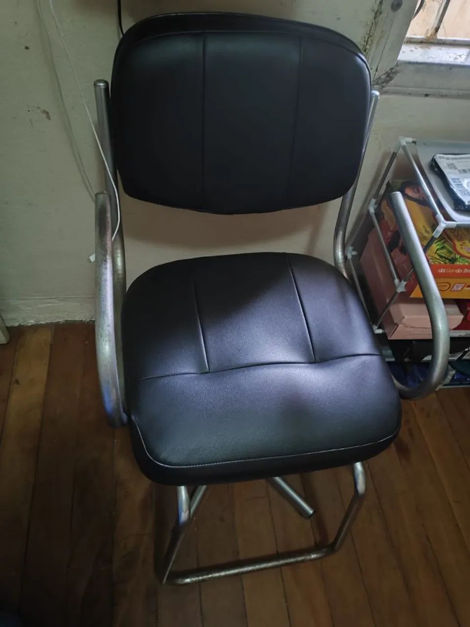 Barber Chair or Hair Salon Chair