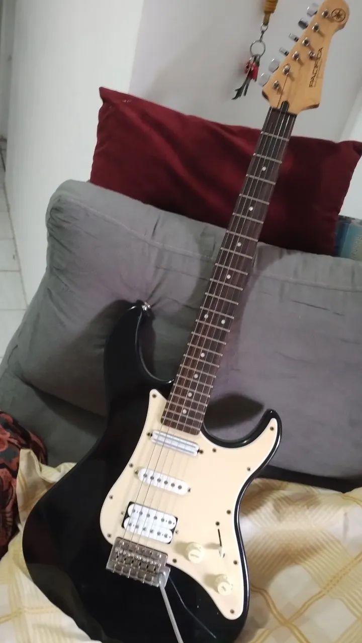 Guitarra Yamaha Pacífica  - Foto 2