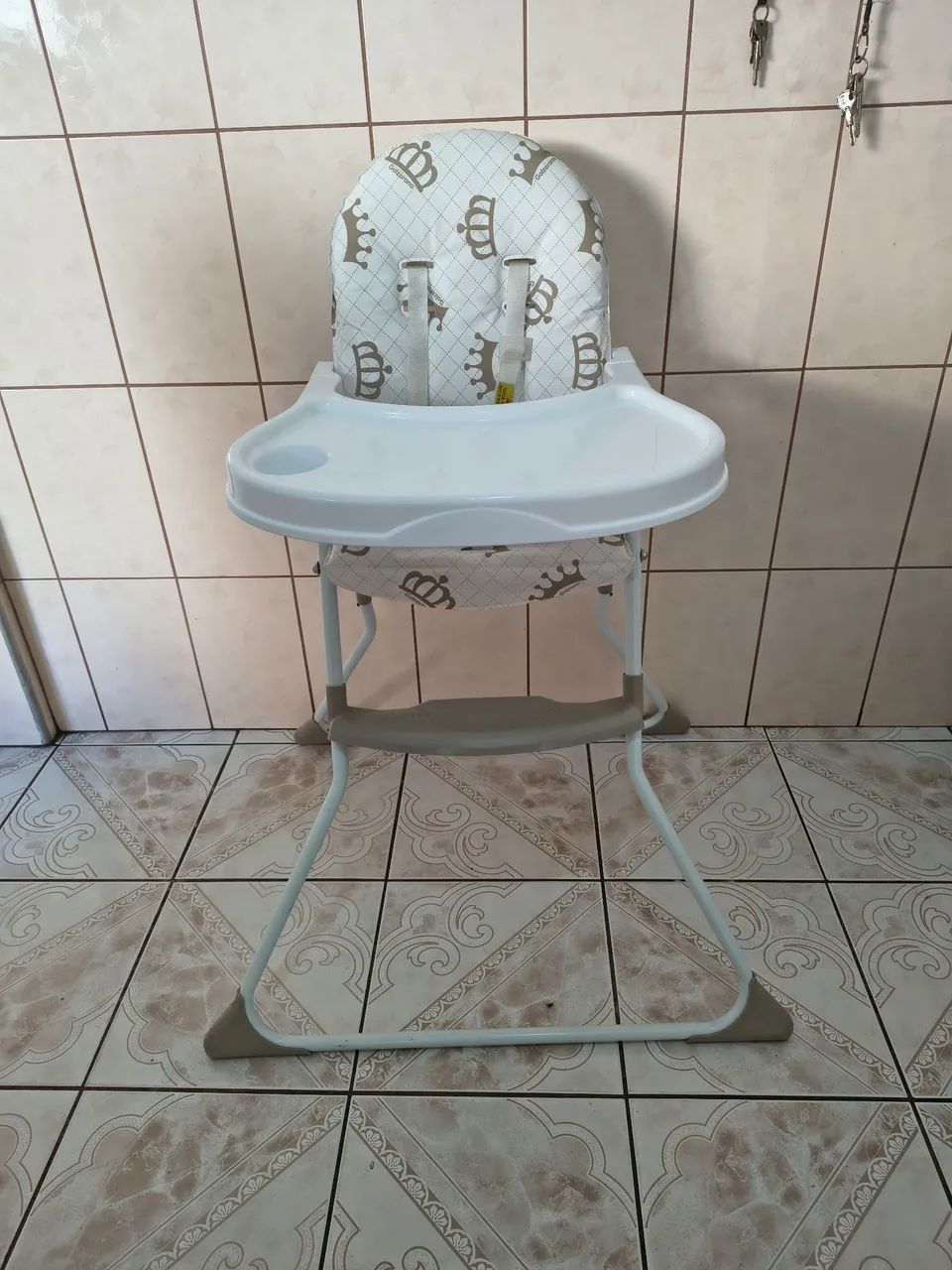 Cadeira de alimentação em ótimo estado  - Foto 2