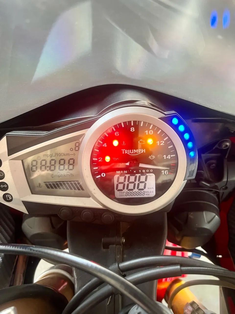 Triumph Daytona 675 - Foto 5