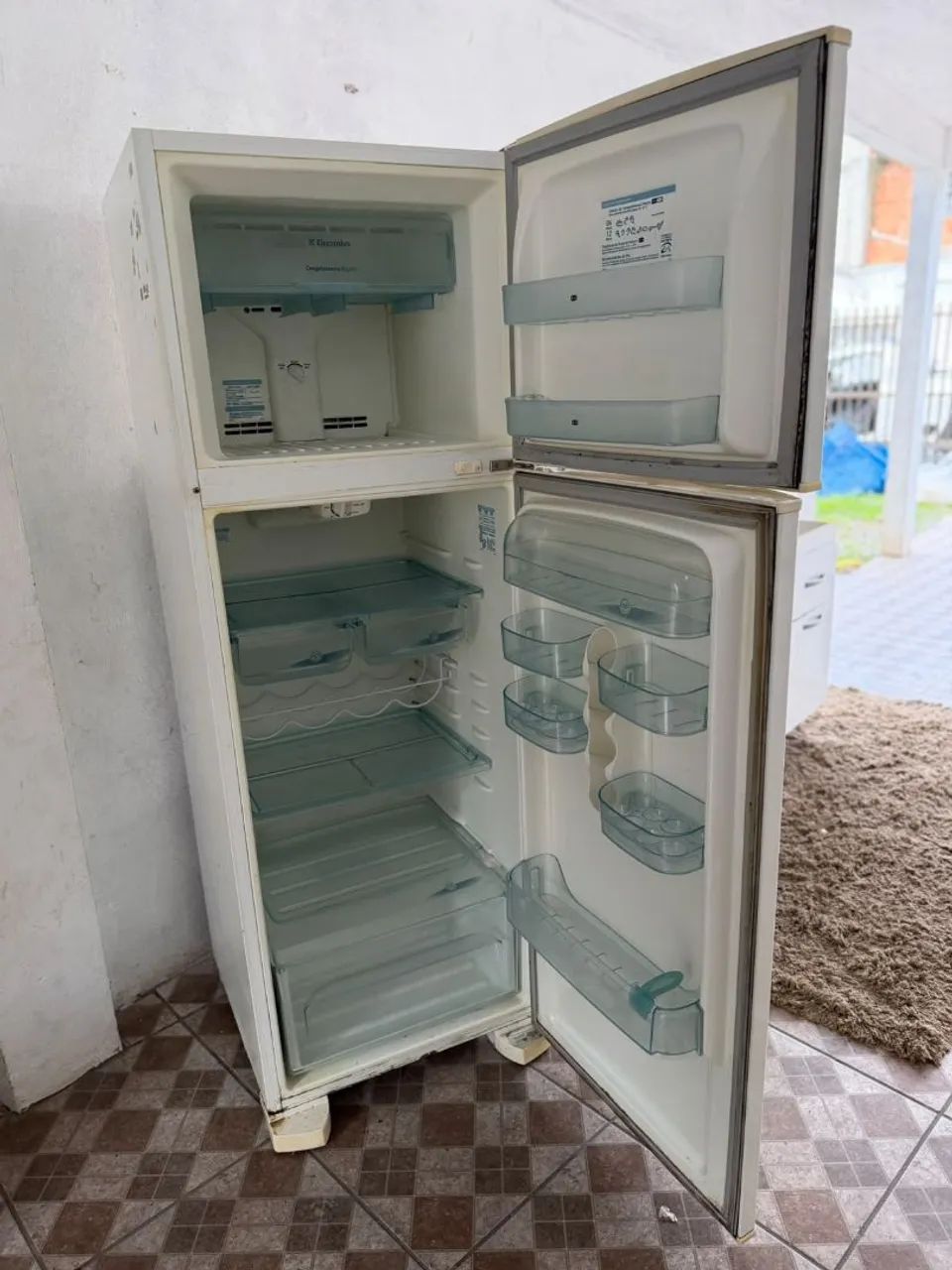 Geladeira Eletrolux Biplex !!  - Foto 4