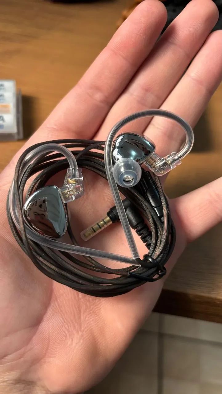 Fones TRN MT5  - Foto 2