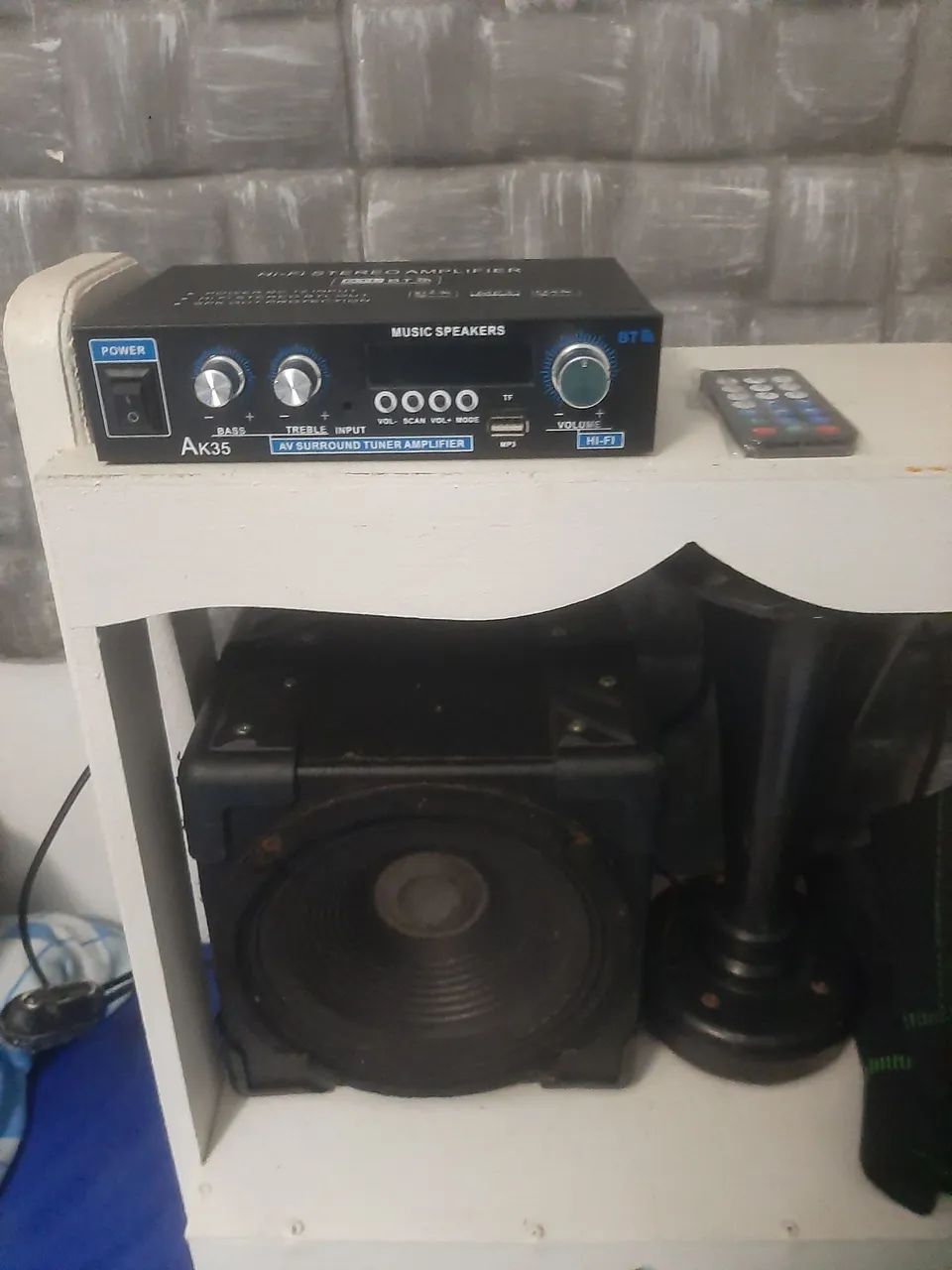 Amplificador + caixa e corneta 