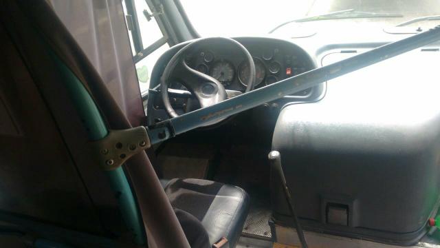 Micro Ônibus Mercedez 29 Lugares Ano 2004.2004 What * - Foto 7