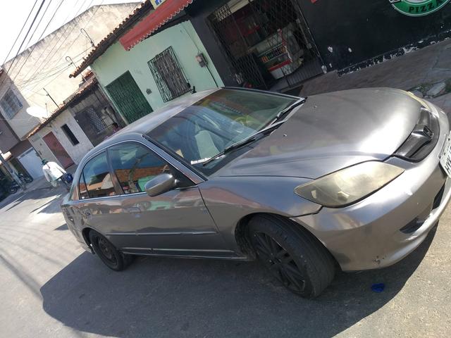 Honda civic 12mil pra vender logo