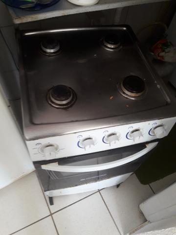 Vendo fogão
