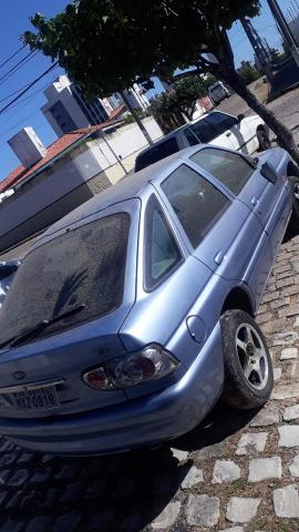 Ford Escort europeu 98