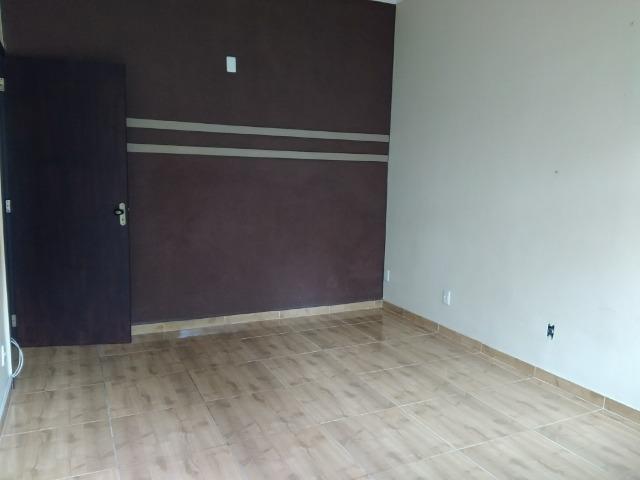 Casa de 2 quartos no Centro de Nova Iguaçu, próximo a praça do skate - Foto 4