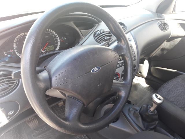 Ford Focus Hatch GLX 1.6 8v flex - único dono - Foto 14