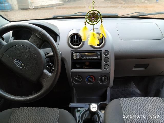 Fiesta sedan - Foto 6