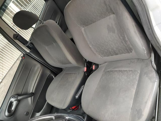 Corsa sedan - Foto 2