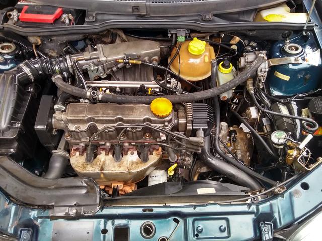 Corsa sedan 1.6.gnv 98 - Foto 4