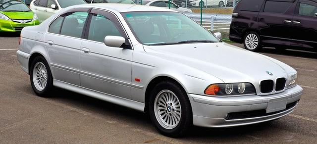Sucata Bmw 525 Ia Dt41 2001 Para Retirada De Peças