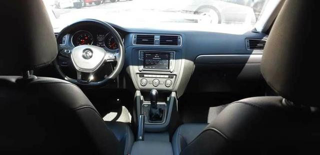 Volkswagen Jetta Confortline 1.4 TSI 17/18 - Pacote Premium - Foto 10