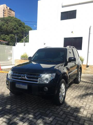 Pajero full 3p blindada