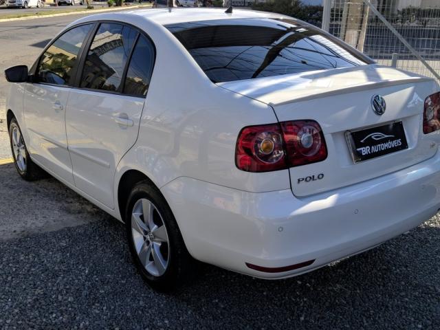 VOLKSWAGEN POLO SEDAN 2013/2014 1.6 MI 8V FLEX 4P MANUAL - Foto 5