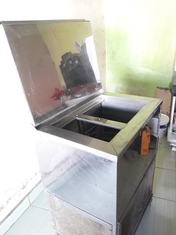 (Urgente) Maquina de picole com 6 fôrmas - Foto 2