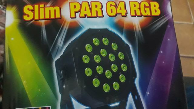 Estribo slim par 64 rgb para si festa