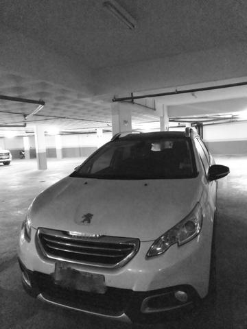 Peugeot 2008 Griffe 1.6 Flex Automático 14.000 km rodados, teto solar, única dona! - Foto 3