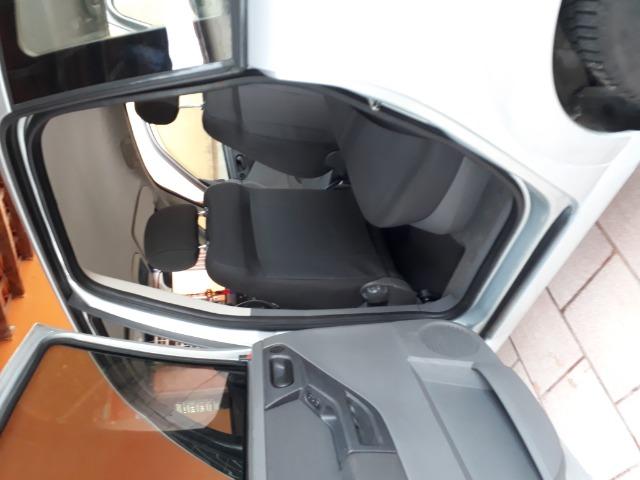 Automovel