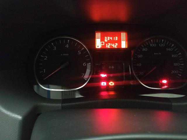 Duster Dynamique 2.0 automático com apenas 33 mil km única dona - Foto 7