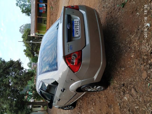 Fiesta sedan - Foto 3