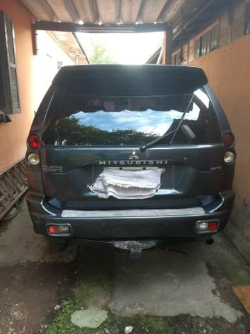Vendo Pajero Sport 2005 diesel - Foto 5